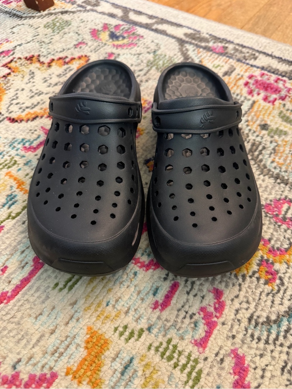 Joybees NWOT Clogs